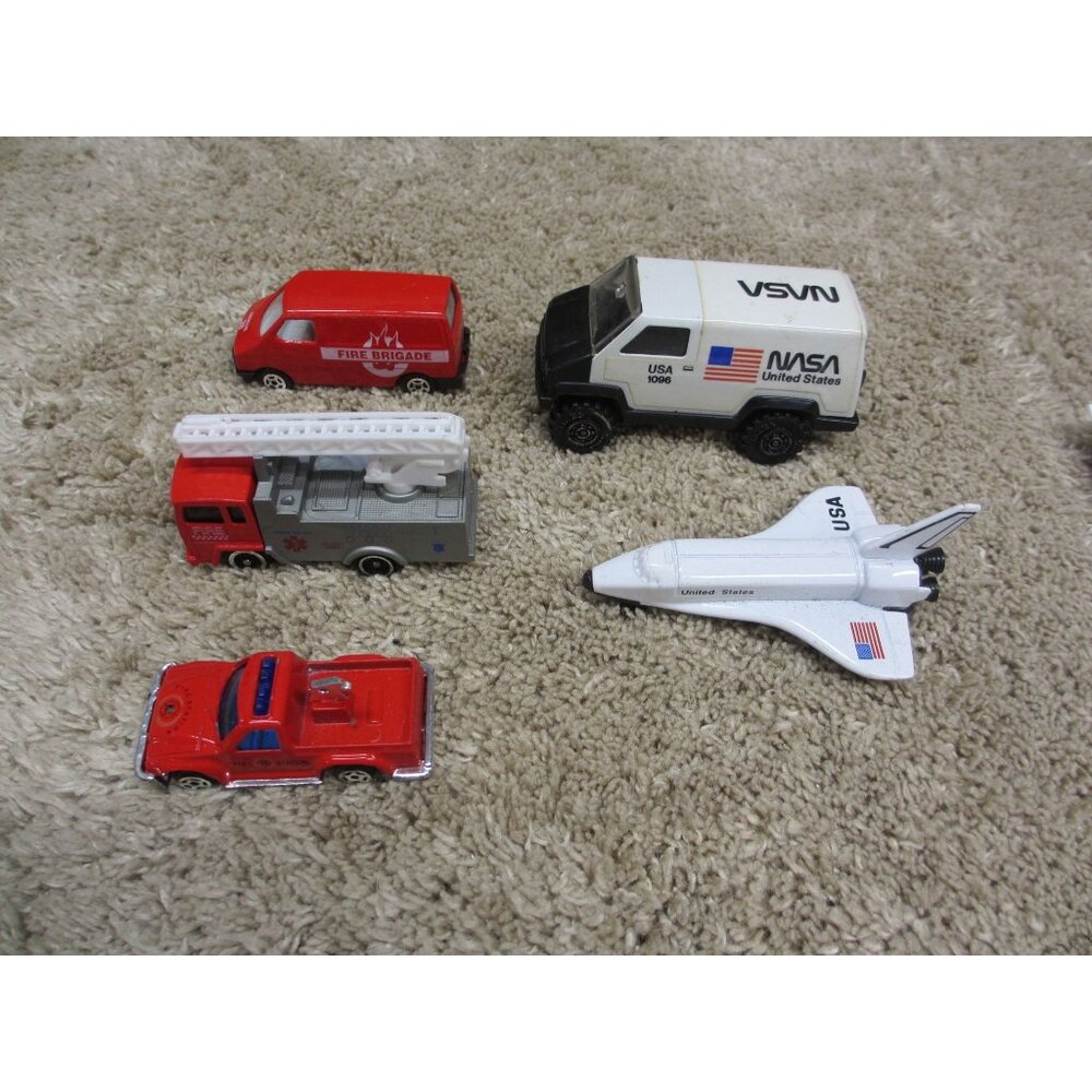 LOT OF 5 TOY EMERGENCY VEHICLES, AMBULANCE, FIRE TRUCK + SPACE SHUTTLE NASA